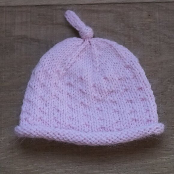 Hand Knit Pink Baby Hat - Picture 1 of 2